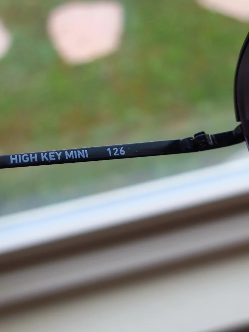 Quay High Key Mini - Picture 9 of 11